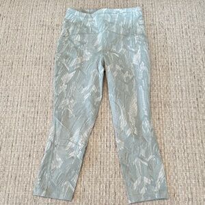 Lululemon Wunder Under Patterned High-Waisted Leggings cropped